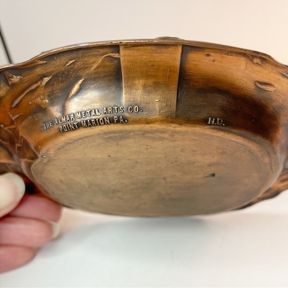 Vintage Metal Native American Chief Ashtray - Picture 4 of 6